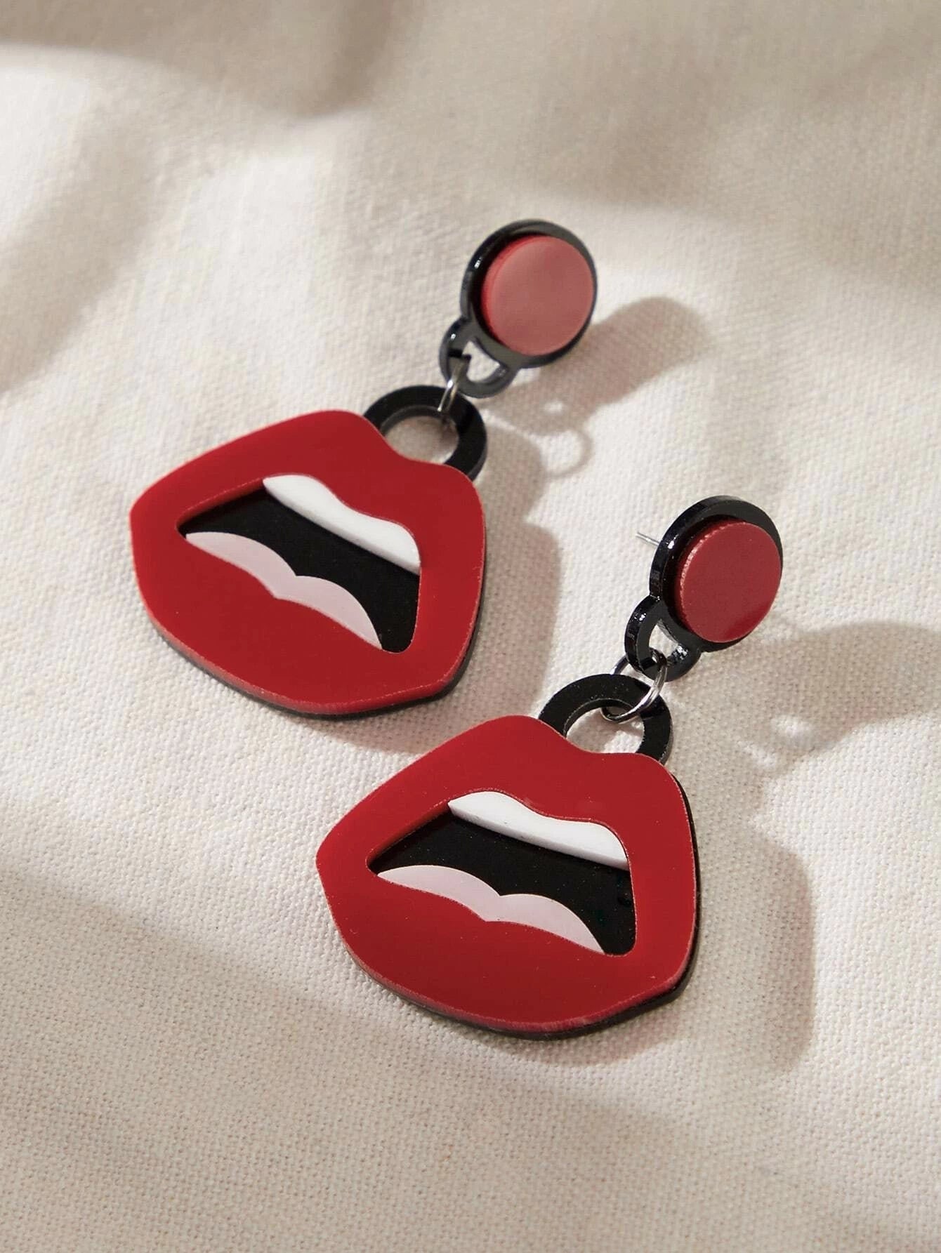Personality Creative Red Lips Acrylic Statement Dangle Earrings Party Jewellery