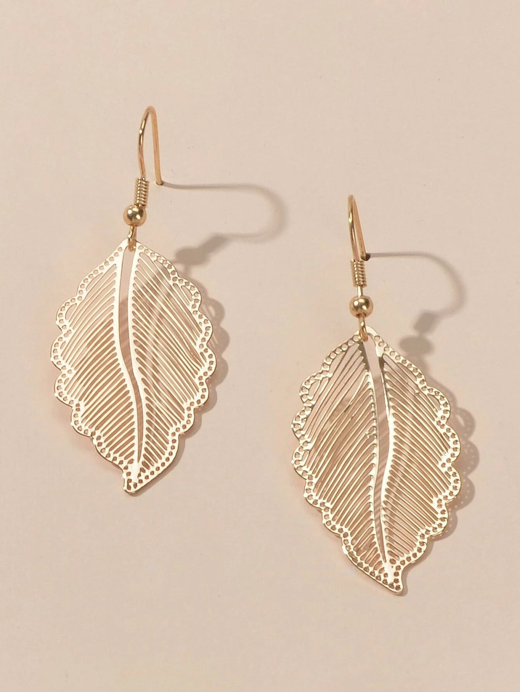 Hollow out Gold Tropical Leaf Drop Earrings Eardrop Accessories Dainty Jewellery-3